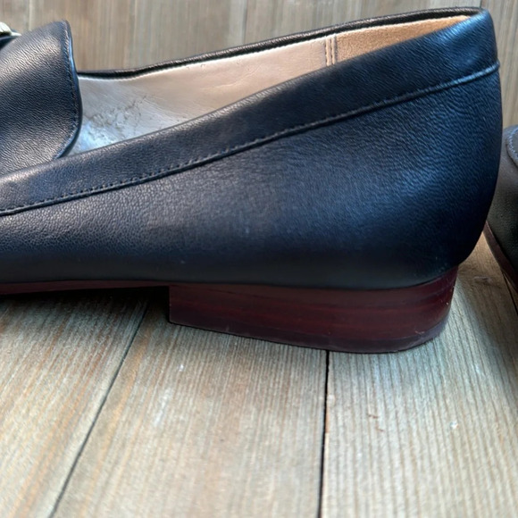 Enzo Angiolini Women’s Flat Black‎ Leather Loafers with Gold Bar Detail size 6.5 - Picture 7 of 9